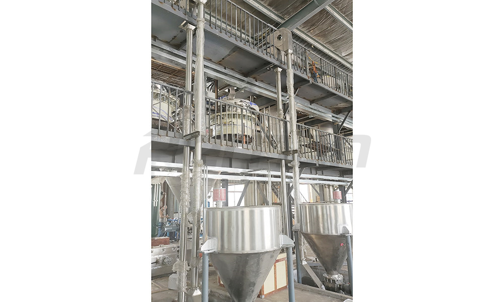 某公司管鏈機項目現場